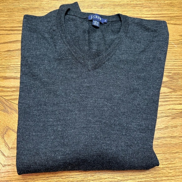 J Crew Grey sweater.   Size XL. - Picture 1 of 2